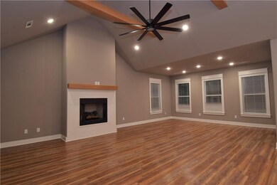 14969 Tikaani Dr, Siloam Springs, AR 72761 - photo 2