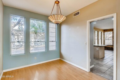 10 Dining Room 1607525444137