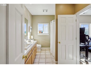 Bathroom, Attached