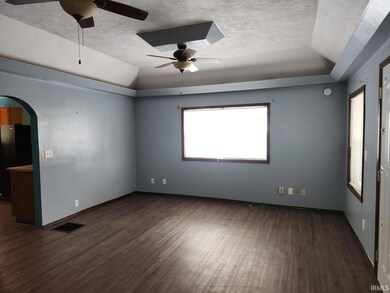 564 N 12th St, New Castle, IN 47362 - photo 5