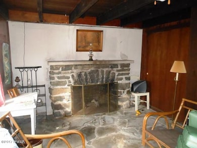 1368 Pennsylvania 402, Dingmans Ferry, PA 18328 - photo 7