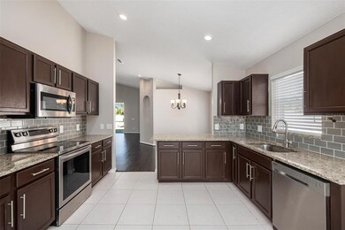 13410 Fladgate Mark Dr, Riverview, FL 33579 - photo 4