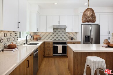 1678 Coral Sea Ln, Los Angeles, CA 90732 - photo 6