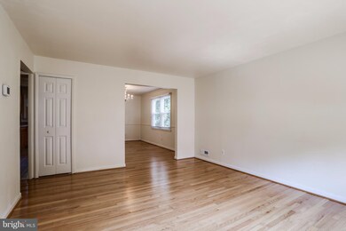 414 Montemar Ave, Catonsville, MD 21228 - photo 3