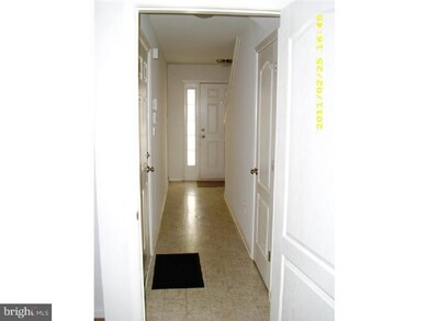 120 Mcmullen Cir, Wilmington, DE 19802 - photo 2