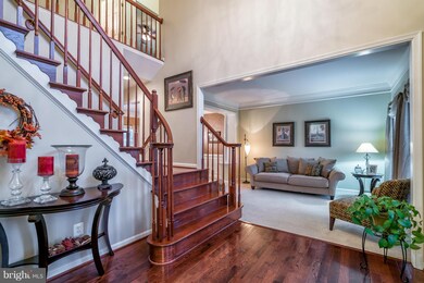 8435 Lanier Overlook Ct, Bristow, VA 20136 - photo 2