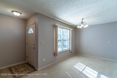 2 Ivy Ct Barnegat Township NJ-large-008-