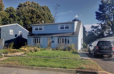 989 Woodmere
