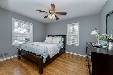 1407 College Ave, Wheaton, IL 60187 - photo 7