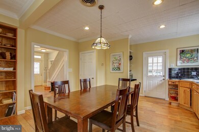 19 Grant Ave, Takoma Park, MD 20912 - photo 7