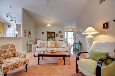 4101 Rounding Bend Ln-large-008-17-DSC 5