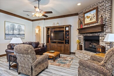 3000 Elkton Dr, Granbury, TX 76049 - photo 4