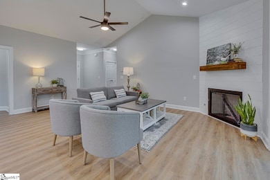 629 Mountain View Rd, Williamston, SC 29697 - photo 5