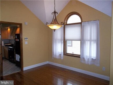 123 Kossuth St, Riverside, NJ 08075 - photo 3