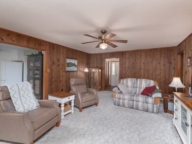 294 Emerald Acres Dr, Crawfordville, FL 32327 - photo 4