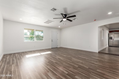 8052 W Pierson St, Phoenix, AZ 85033 - photo 6