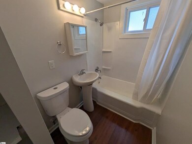 201 Chandler Unit 6d Dr, Gaffney, SC 29340 - photo 7