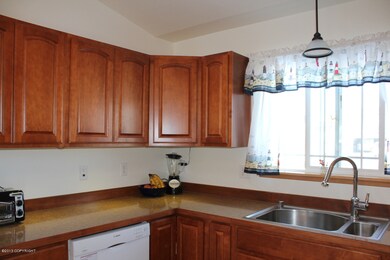 Kitchen - Counter Space!
