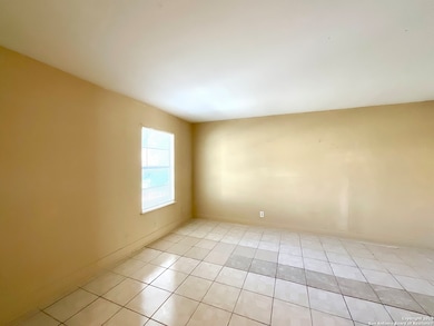 7042 Glen Mist, San Antonio, TX 78239 - photo 2