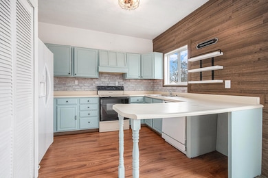 410 W Front St, New Carlisle, IN 46552 - photo 2