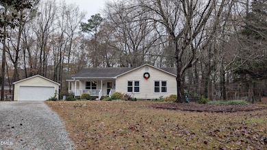 1901 Red Oak Ln, Clayton, NC 27520 - photo 5