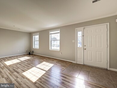 7 Spring St, Gaithersburg, MD 20877 - photo 2
