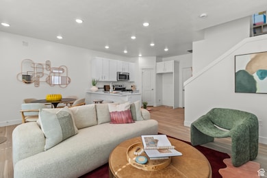 518 S 1225 W, Logan, UT 84321 - photo 3