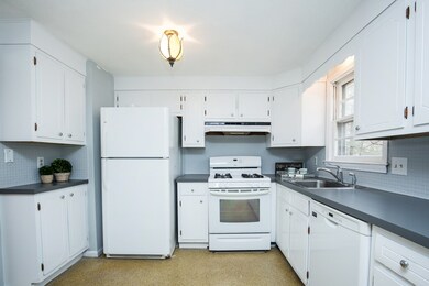 21 Susan Ave, Burlington, MA 01803 - photo 6