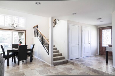 02. Pl West 38234 - Entry