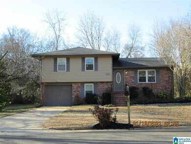2112 Merry Dr NE, Birmingham, AL 35215 - photo 2