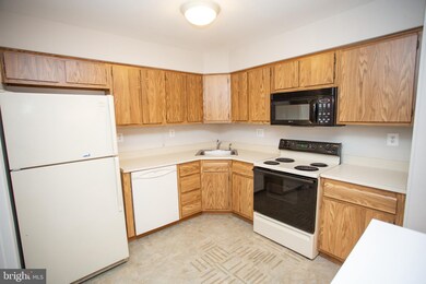 159A Birchfield Ct unit 159A, Mount Laurel, NJ 08054 - photo 3