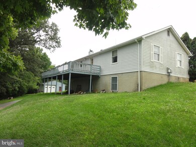 18312 Silcott Springs Rd, Purcellville, VA 20132 - photo 6