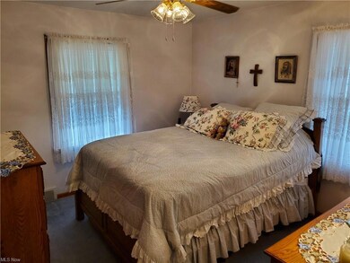 2nd downstairs bed