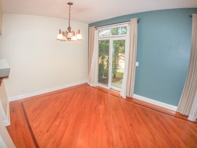 191 Mayo Ct, Elmhurst, IL 60126 - photo 3