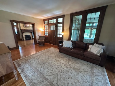 528 E Dorris Ave, Mountain Grove, MO 65711 - photo 6