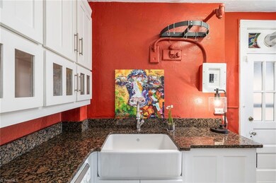 828 N Elm St unit A4, Greensboro, NC 27401 - photo 6