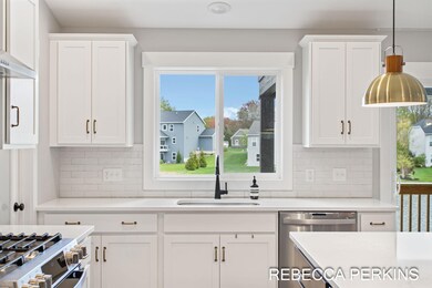 34-web-or-mls-2952-red-alder-dr