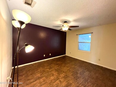 8882 Sandusky Ave S, Jacksonville, FL 32216 - photo 3