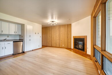 19717 SW Mount Bachelor Dr unit 150, Bend, OR 97702 - photo 6