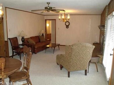 2014 Creekwood Dr, Conway, AR 72032 - photo 3