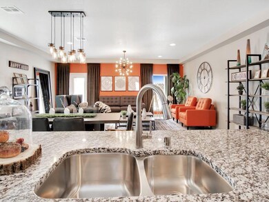 921 Muffleson St, El Paso, TX 79928 - photo 5