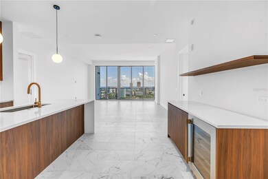 Reflection unit 1704, St. Petersburg, FL 33701 - photo 6