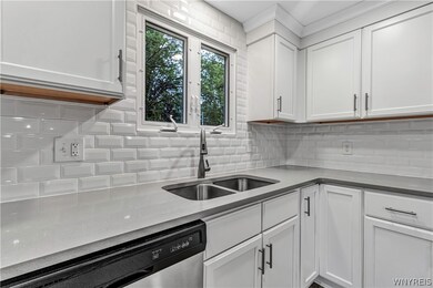 1430 Forbes St, North Tonawanda, NY 14120 - photo 4