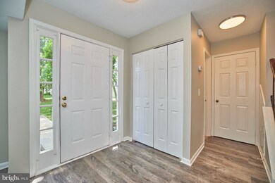 14017A Grumble Jones Ct, Centreville, VA 20121 - photo 3