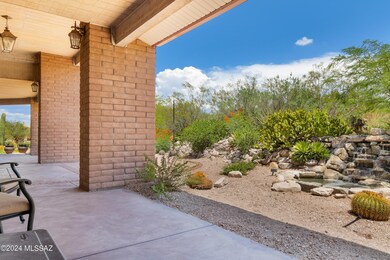 Fountain & Mature Landscaping