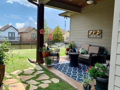 317 Laf Lan Back Porch 2