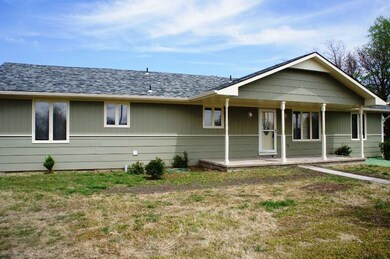 New exterior paint!