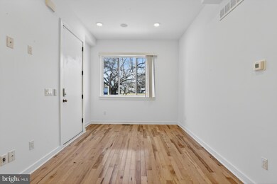 1445 S 32nd St unit 1, Philadelphia, PA 19146 - photo 3
