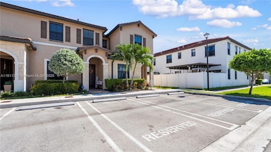 10547 W 34th Ct, Hialeah, FL 33018 - photo 2