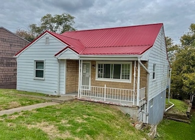 604 S 24th St, Weirton, WV 26062 - photo 3